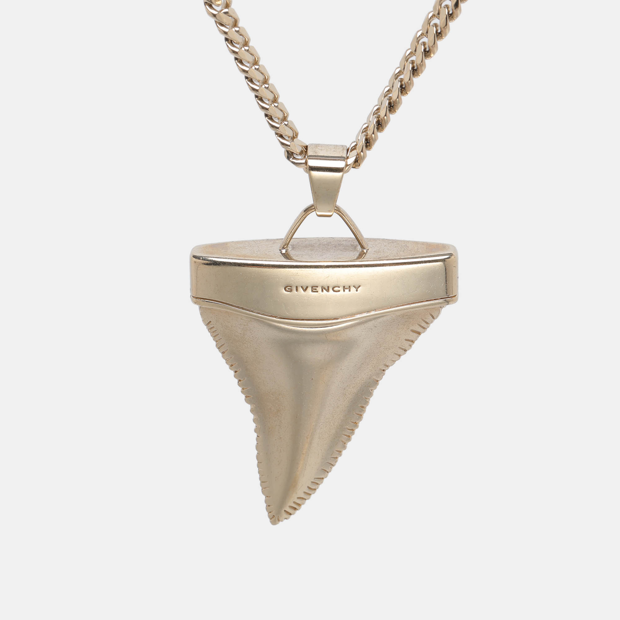 

Givenchy Gold Tone Metal Shark Tooth Pendant Necklace