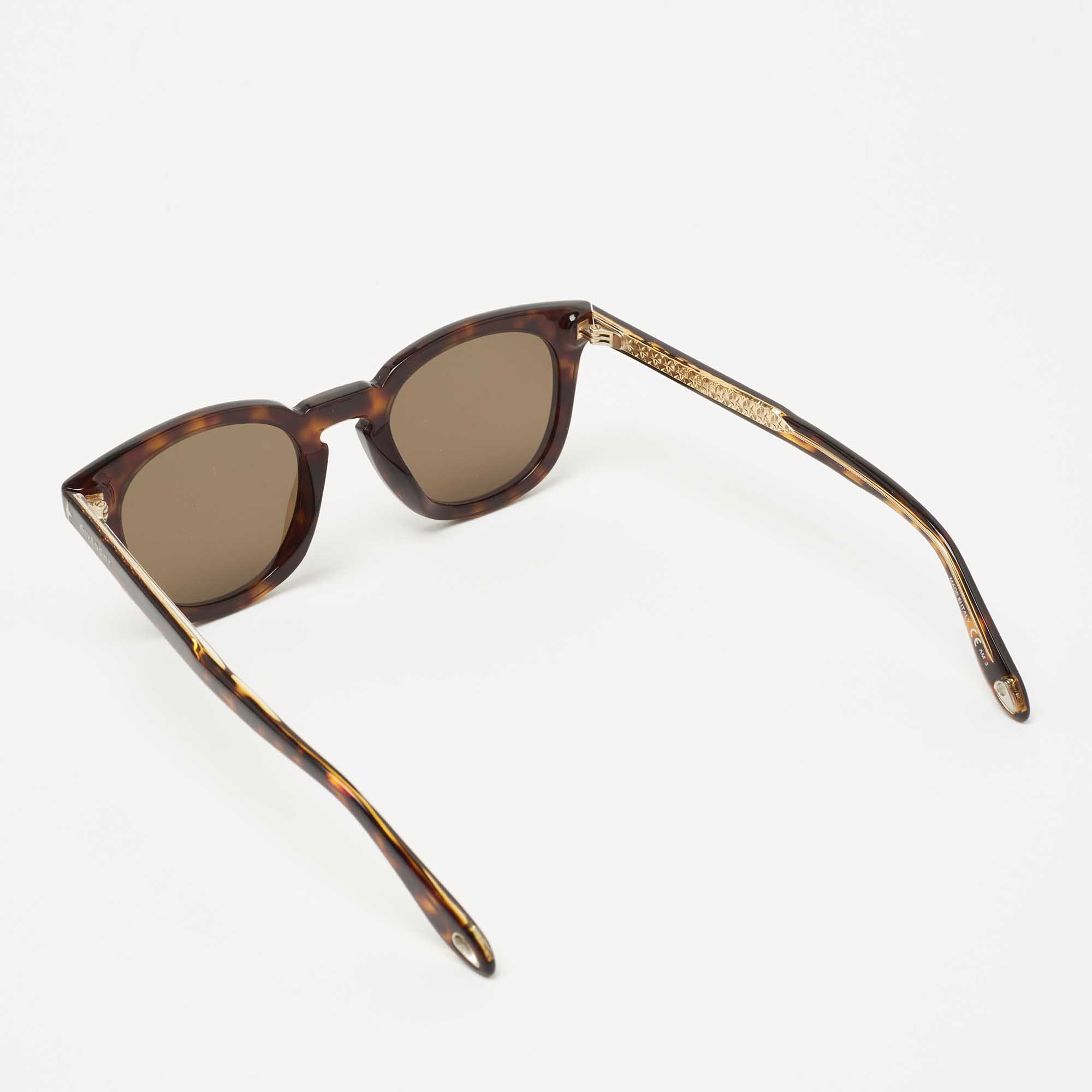 

Givenchy Dark Brown GV 7058/S Wayfarer Sunglasses