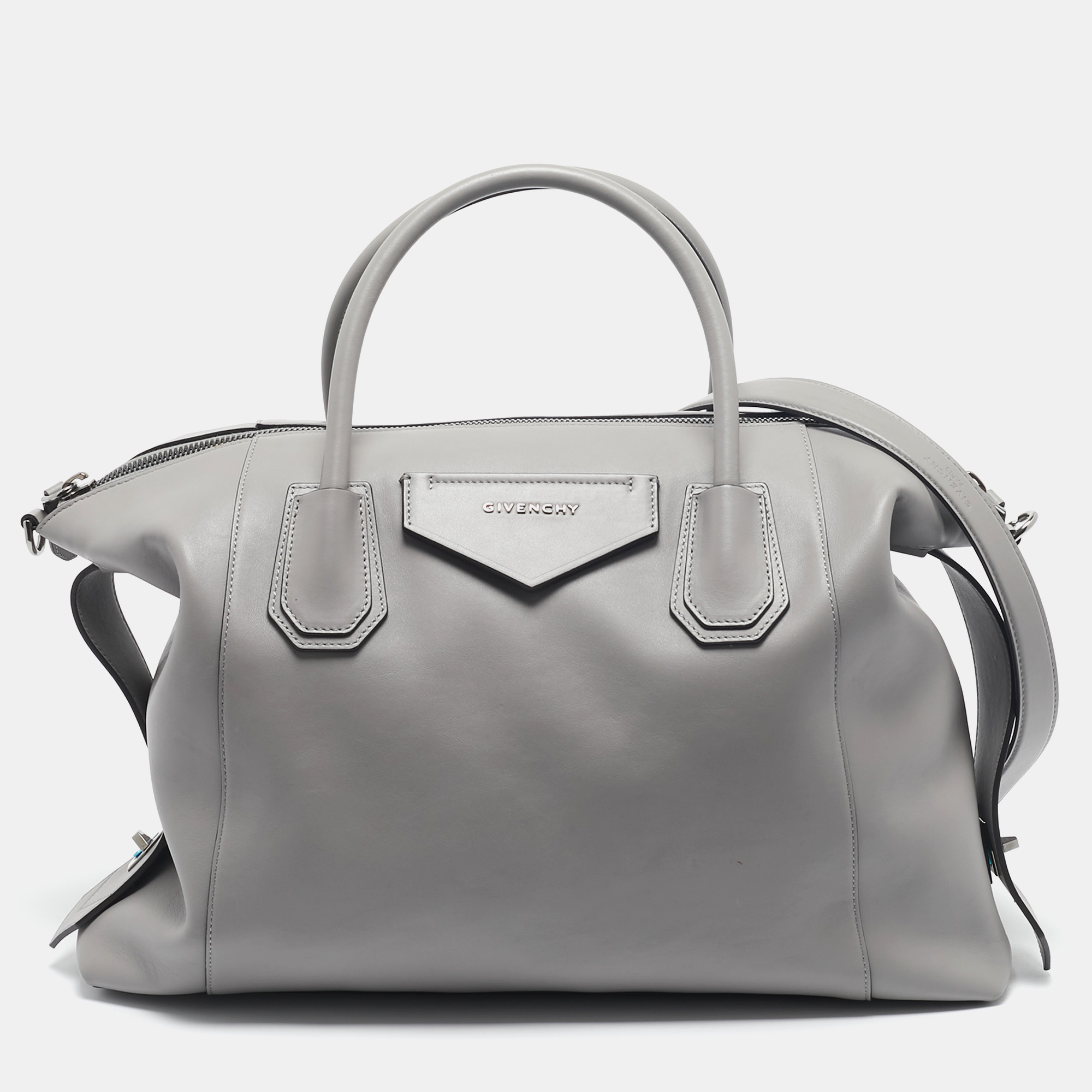 

Givenchy Grey Leather  Antigona Soft Satchel