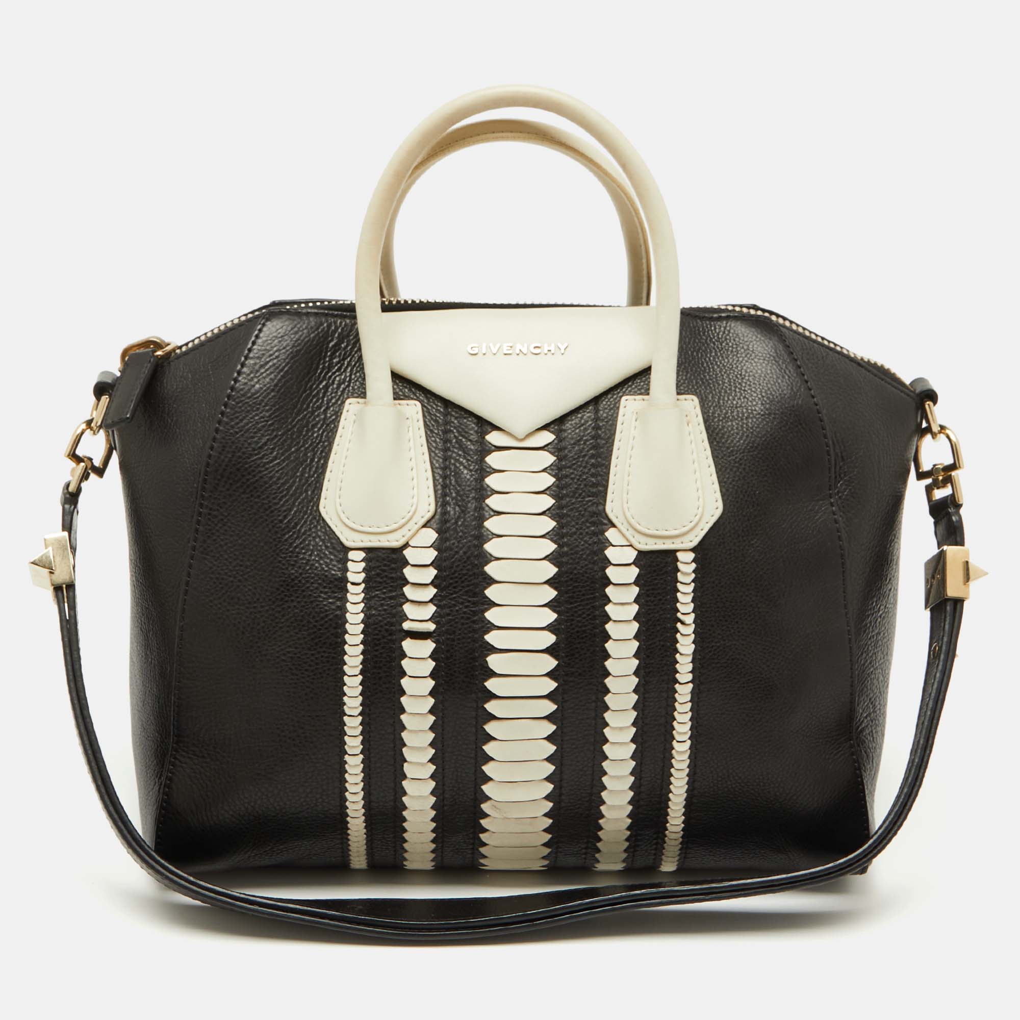 

Givenchy Black/White Leather Medium Antigona Satchel