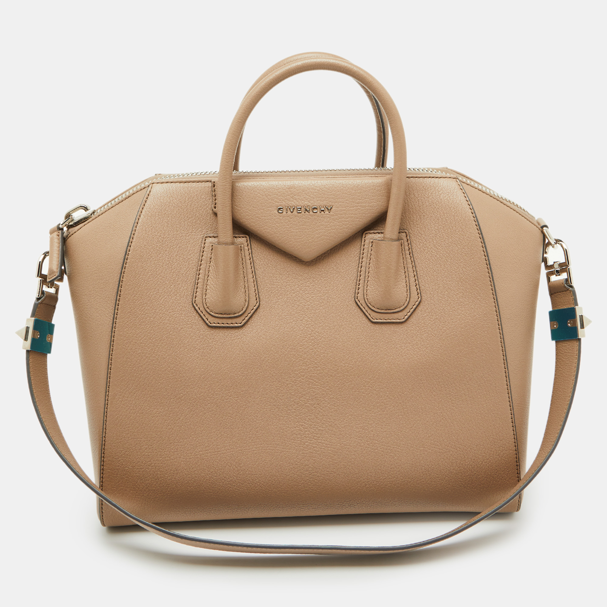 

Givenchy Beige Leather  Antigona Satchel