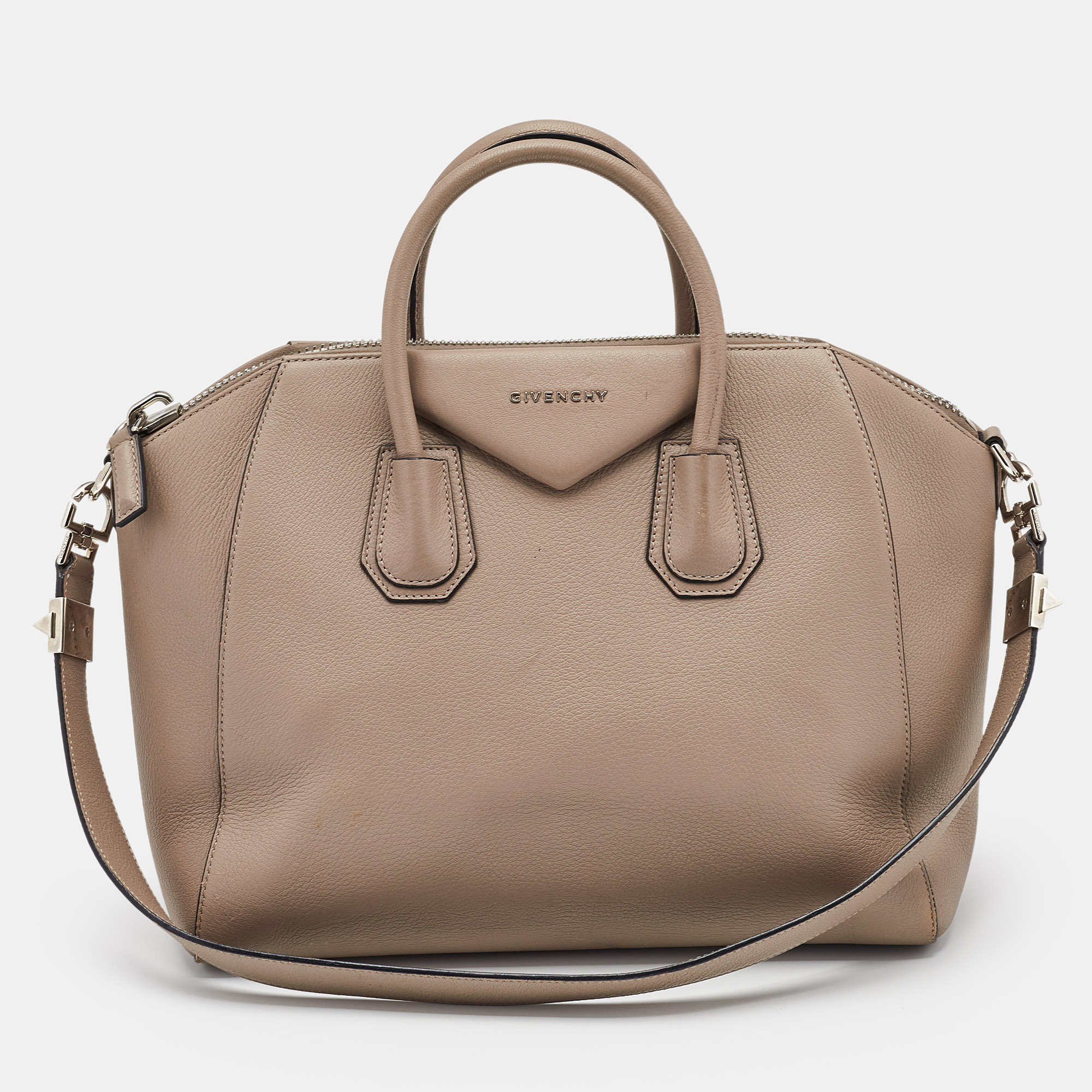 

Givenchy Beige Leather  Antigona Satchel