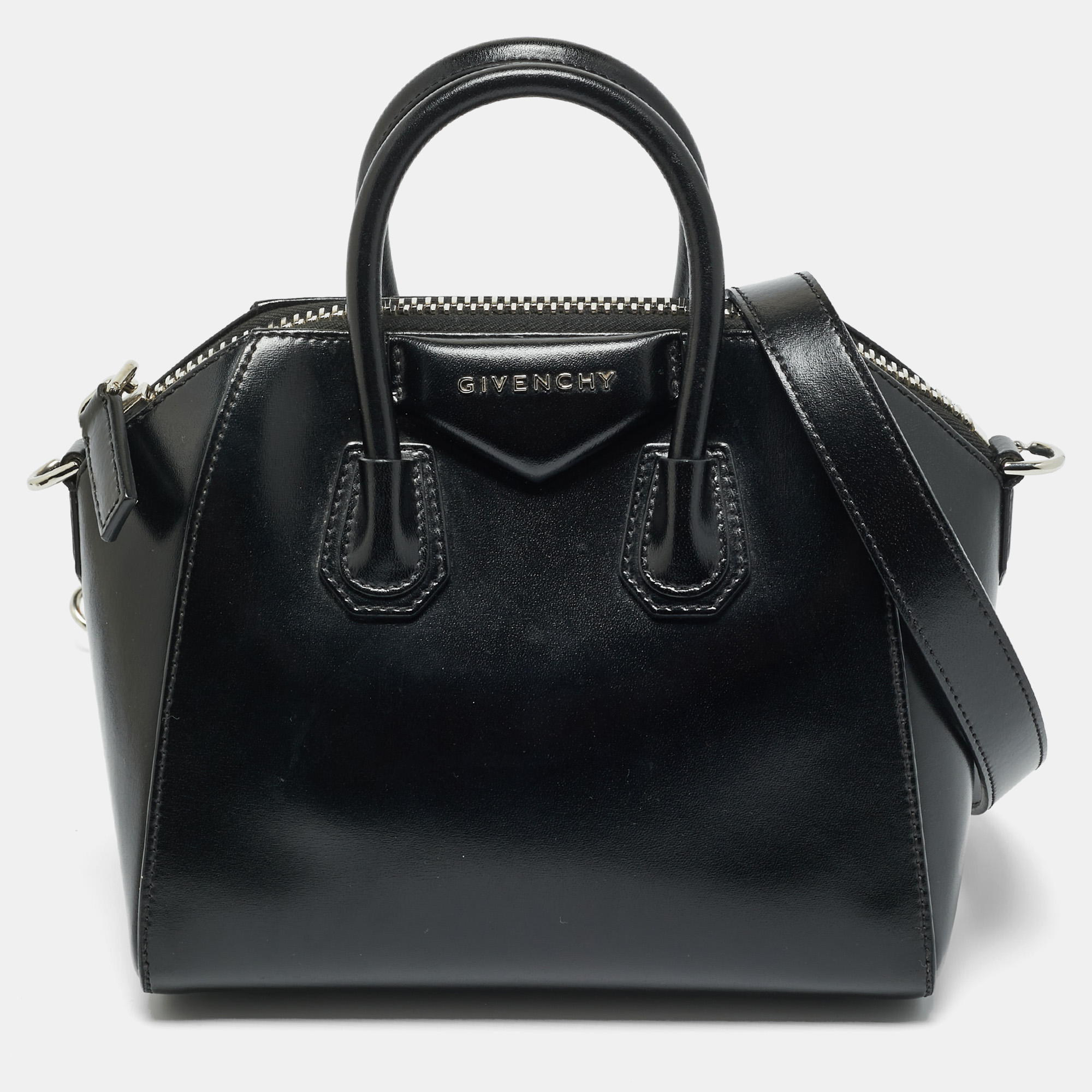 Pre-owned Givenchy Black Glossy Leather Mini Antigona Satchel
