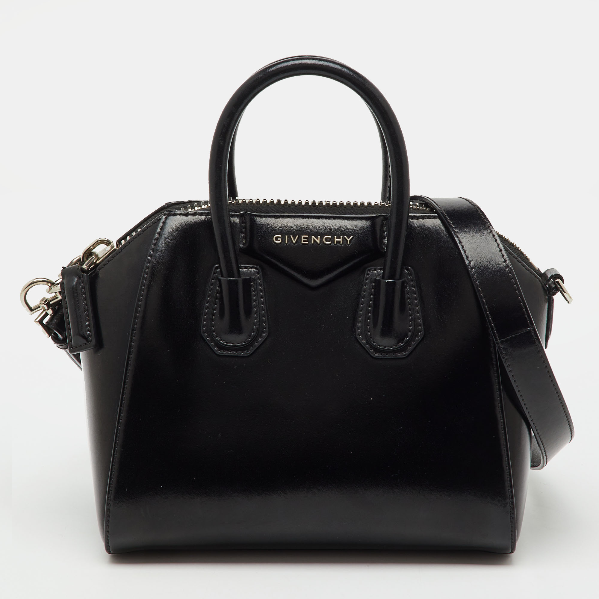 Pre-owned Givenchy Black Leather Mini Antigona Satchel