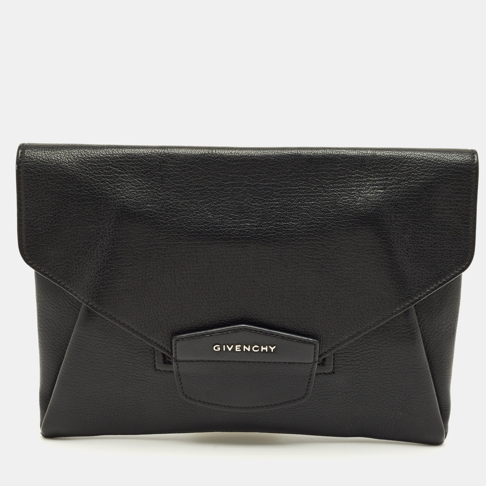 

Givenchy Black Leather Antigona Envelope Clutch