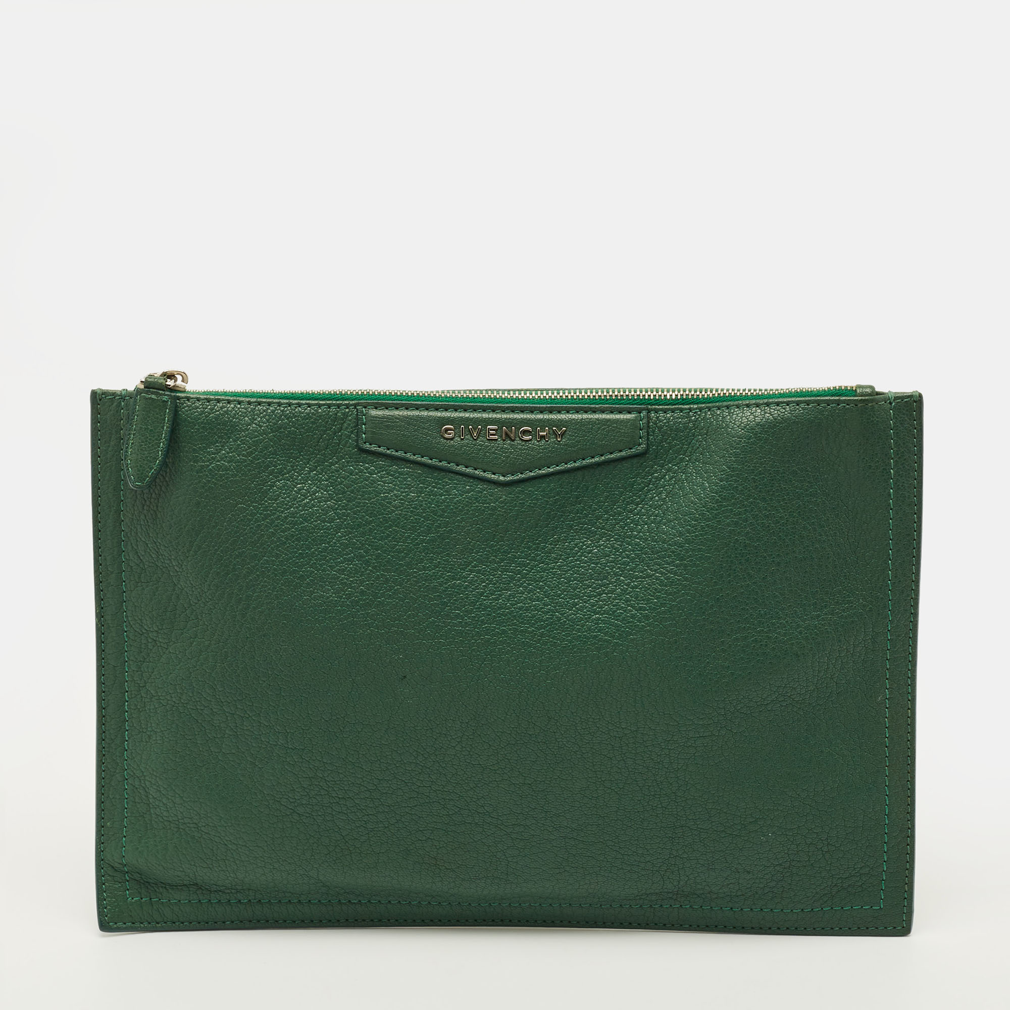 Pre-owned Givenchy Antigona Green Leather Zip Clutch