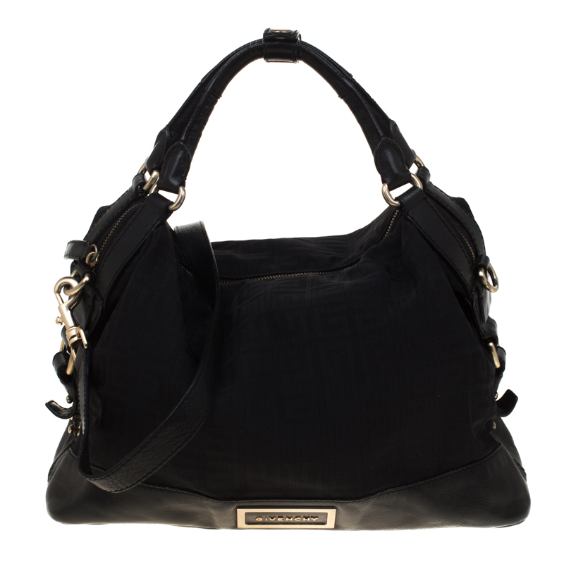 مملوكة مسبقًا Givenchy Black Signature Canvas and Leather Top Handle Bag