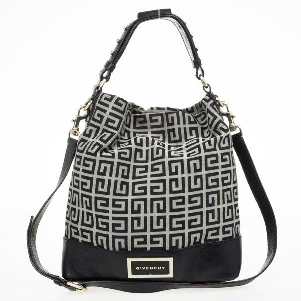 مملوكة مسبقًا Givenchy Black Monogram Hobo Bag