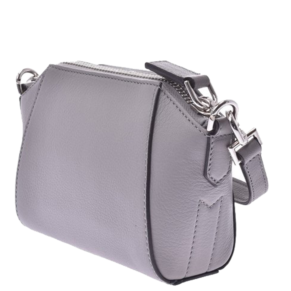 

Givenchy Grey Leather Antigona  Bag