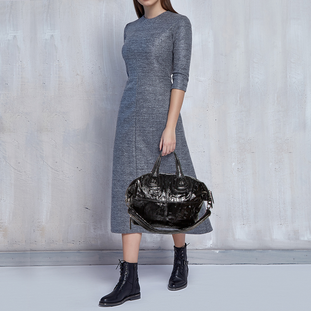 

Givenchy Black Patent Leather Medium Nightingale Tote
