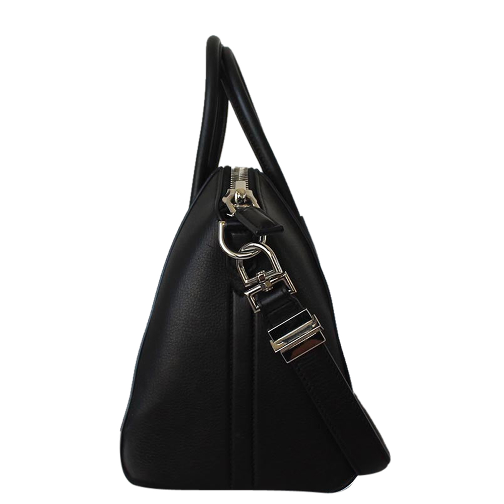 

Givenchy Black Leather  Antigona Satchel Bag