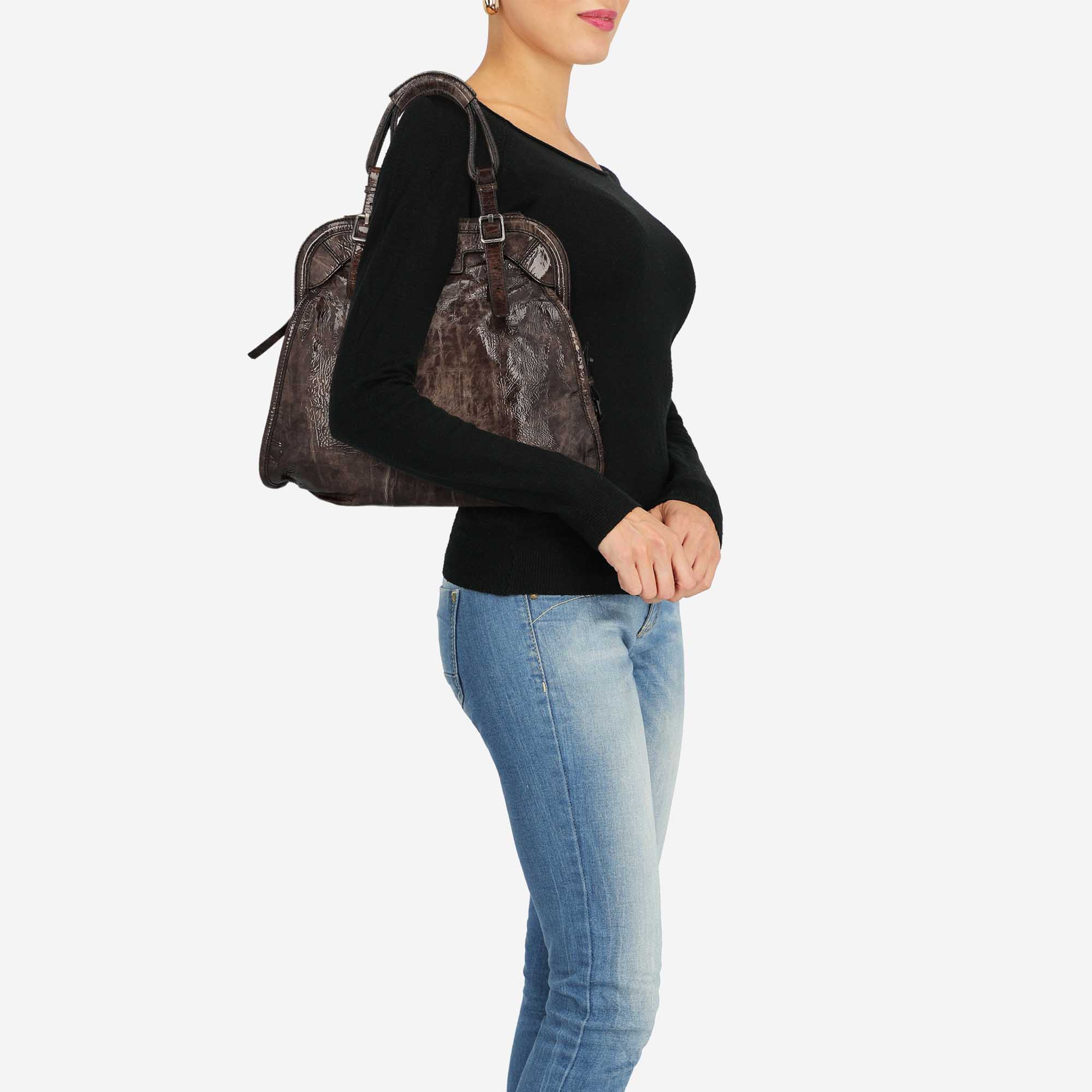 

Givenchy Women's Leather Tote Bag - Beige