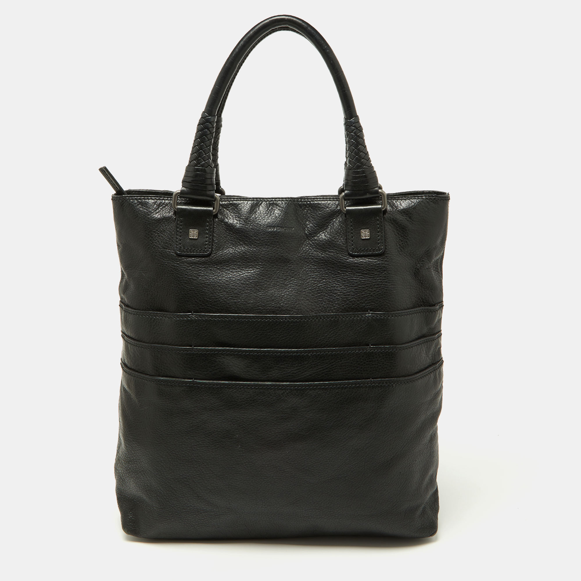 Elevate your style with this Givenchy tote. Merging form and function this exquisite accessory epitomizes sophistication ensuring you stand out with elegance and practicality by your side.