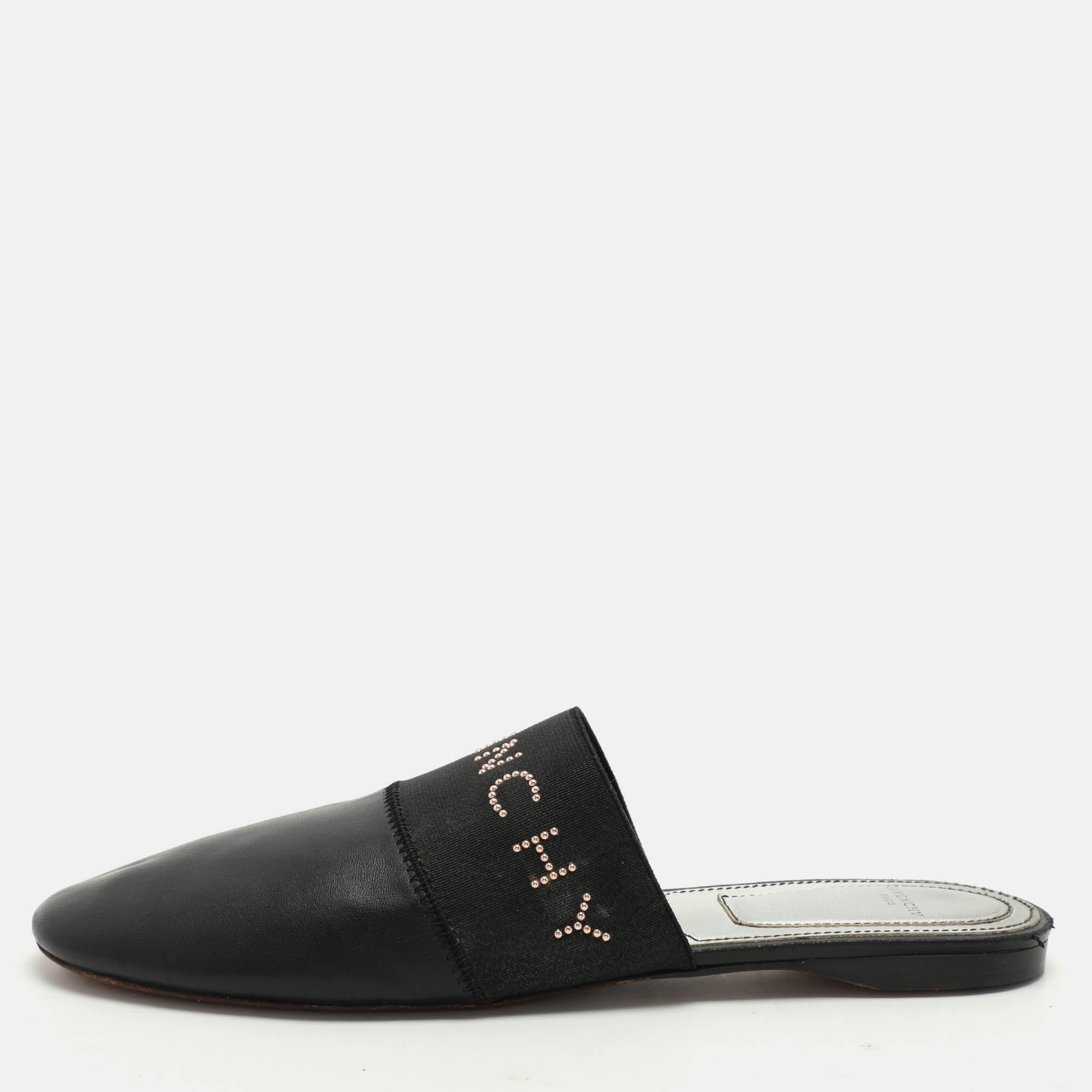 

Givenchy Black Leather and Fabric Bedford Mules Size