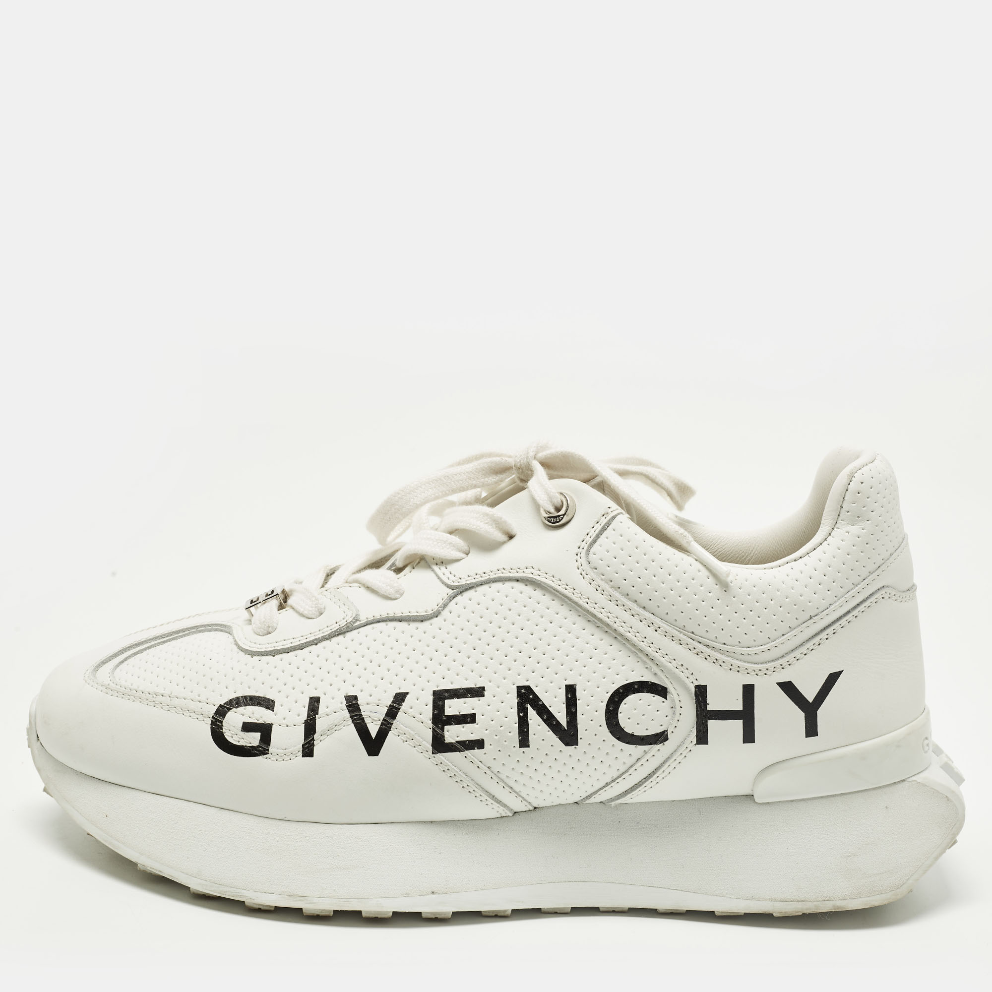 

Givenchy GIV Runner Size  White Leather Lace Up Sneakers