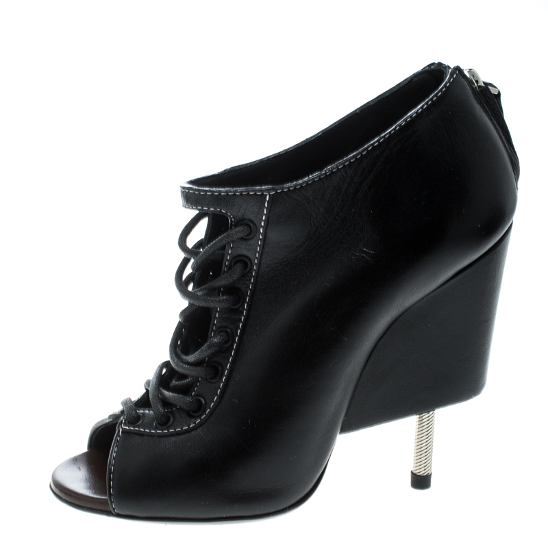 

Givenchy Black Leather Nissa Screw Heel Open Toe Lace Up Booties Size