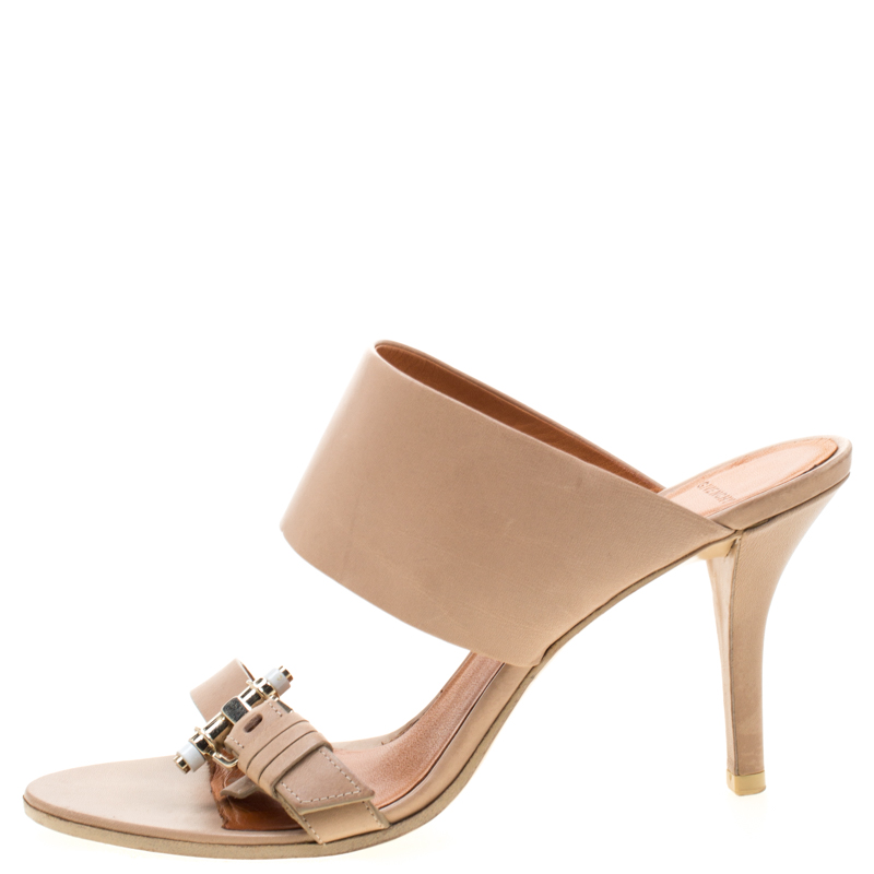 

Givenchy Beige Leather Obsedia Buckle Detail Slides Size
