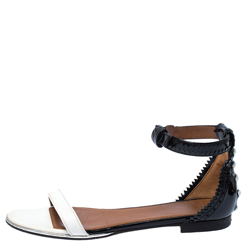 

Givenchy Monochrome Patent Leather Ankle Strap Sandals Size, Black