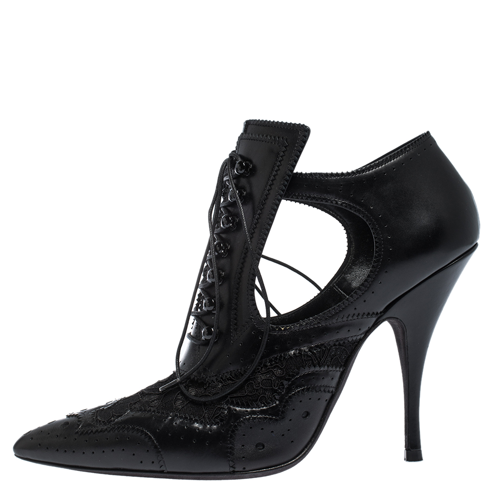 

Givenchy Black Leather And Lace Pointed Toe Ankle Booties Size