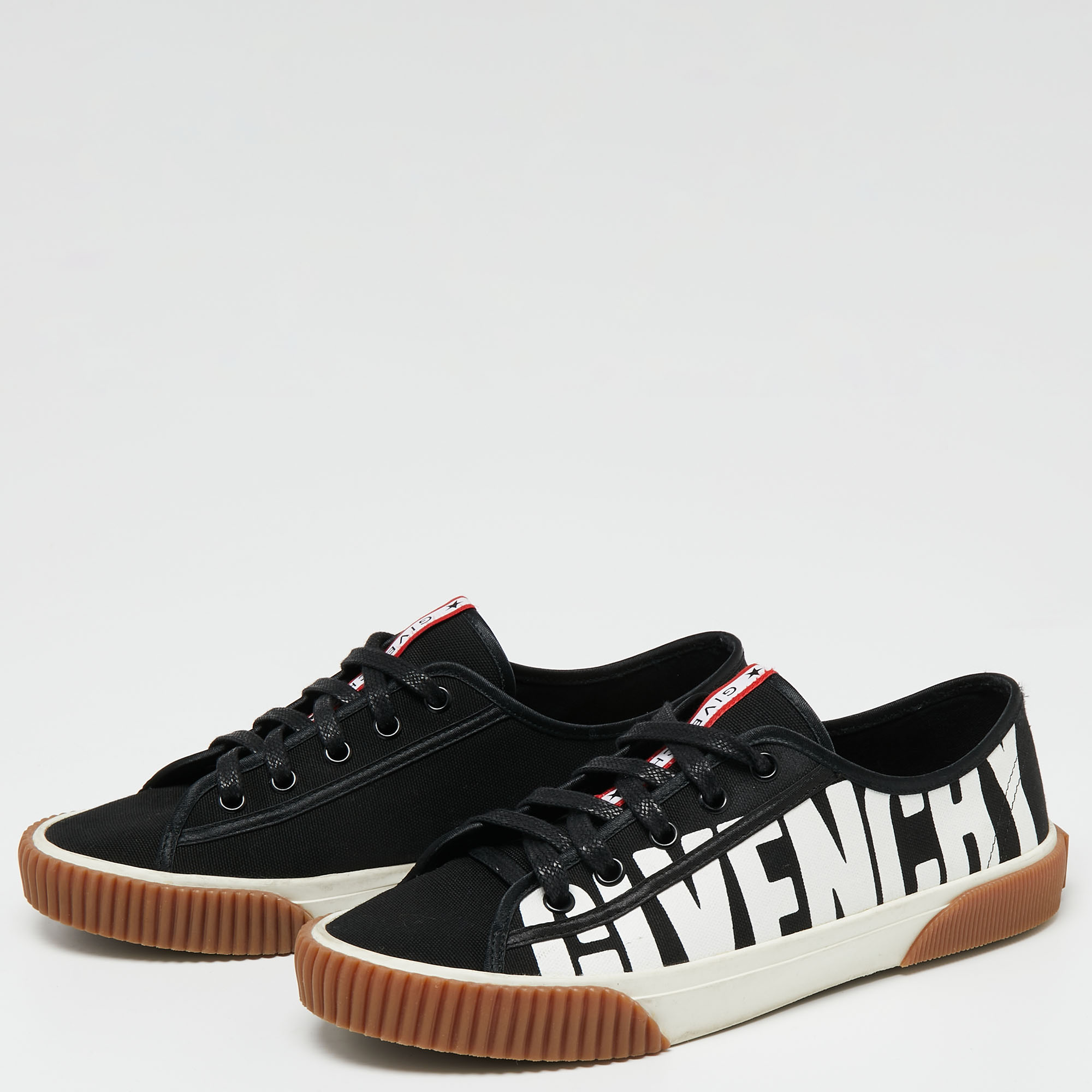 

Givenchy Black Canvas Boxing Logo Low-Top Sneakers Size