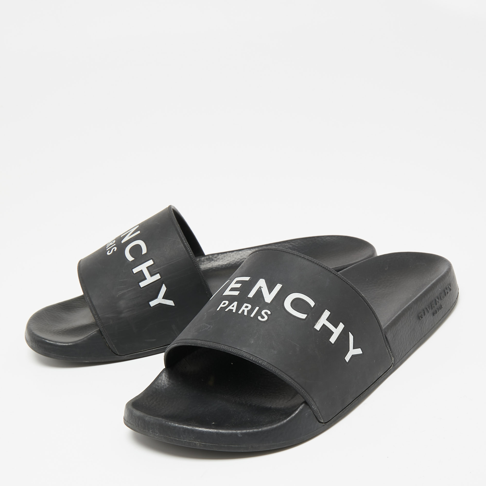 

Givenchy Black Rubber Logo Flat Slide Sandals Size