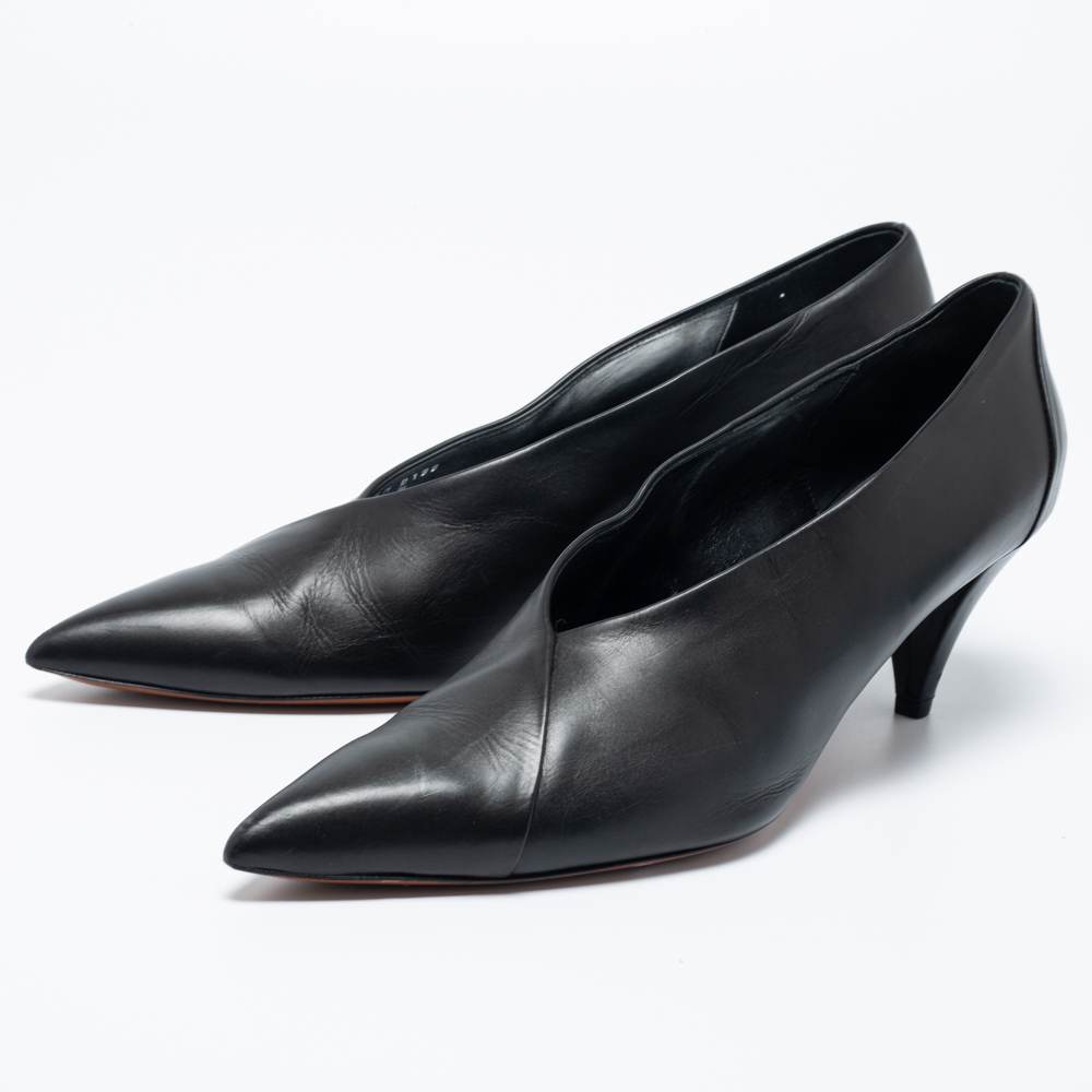 

Givenchy Black Leather Pointed Toe Pumps Size