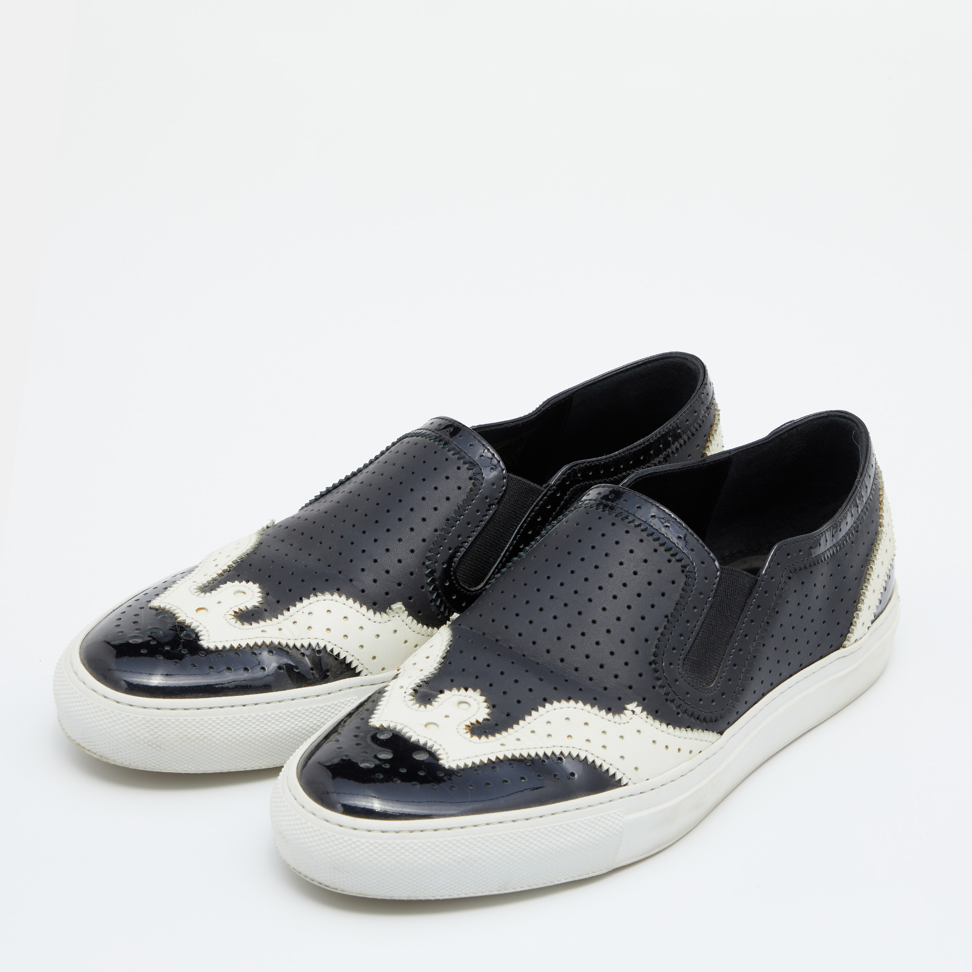 

Givenchy Black/White Perforated Patent and Leather Slip On Sneakers Size