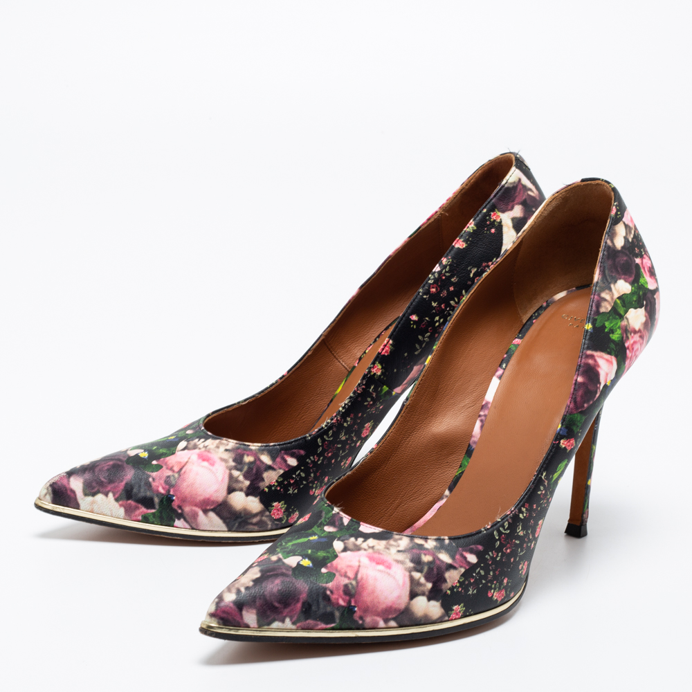 

Givenchy Multicolor Floral Print Leather Pumps Size