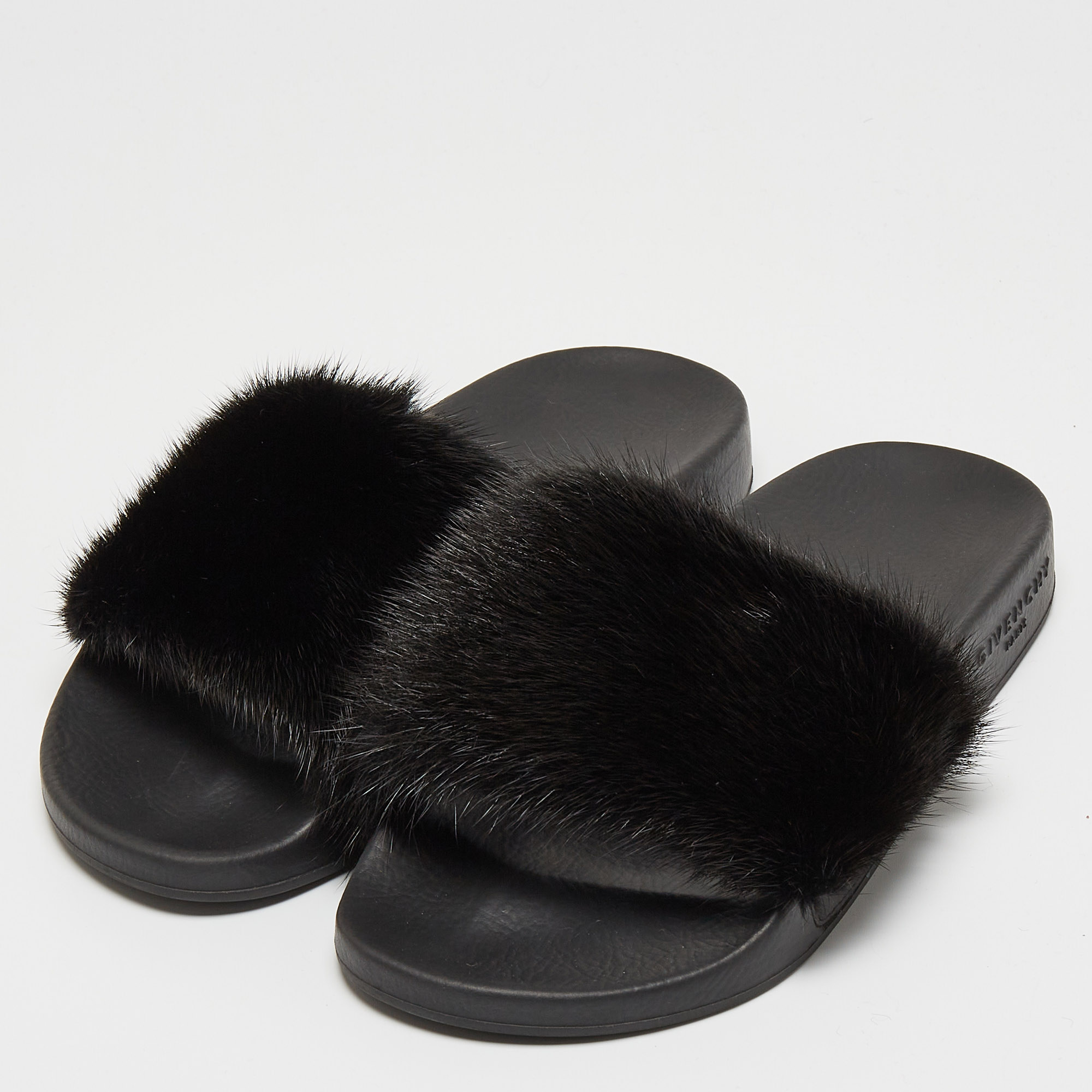 

Givenchy Black Mink Fur Pool Slide Flats Size
