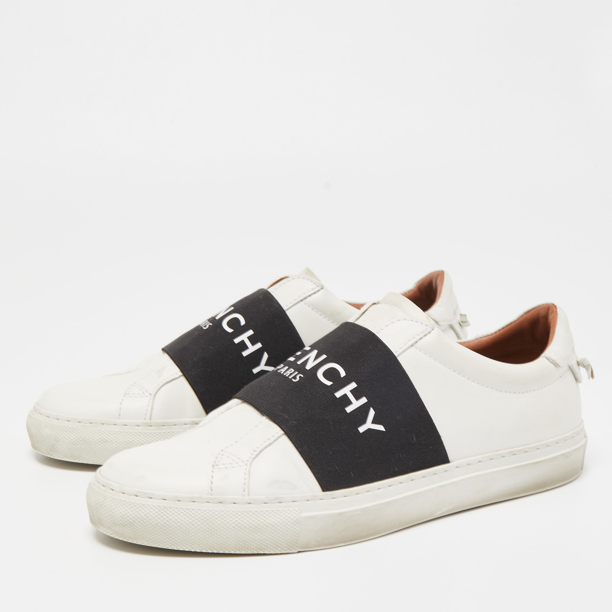 

Givenchy White/Black Leather And Elastic Band Urban Street Slip On Sneakers Size