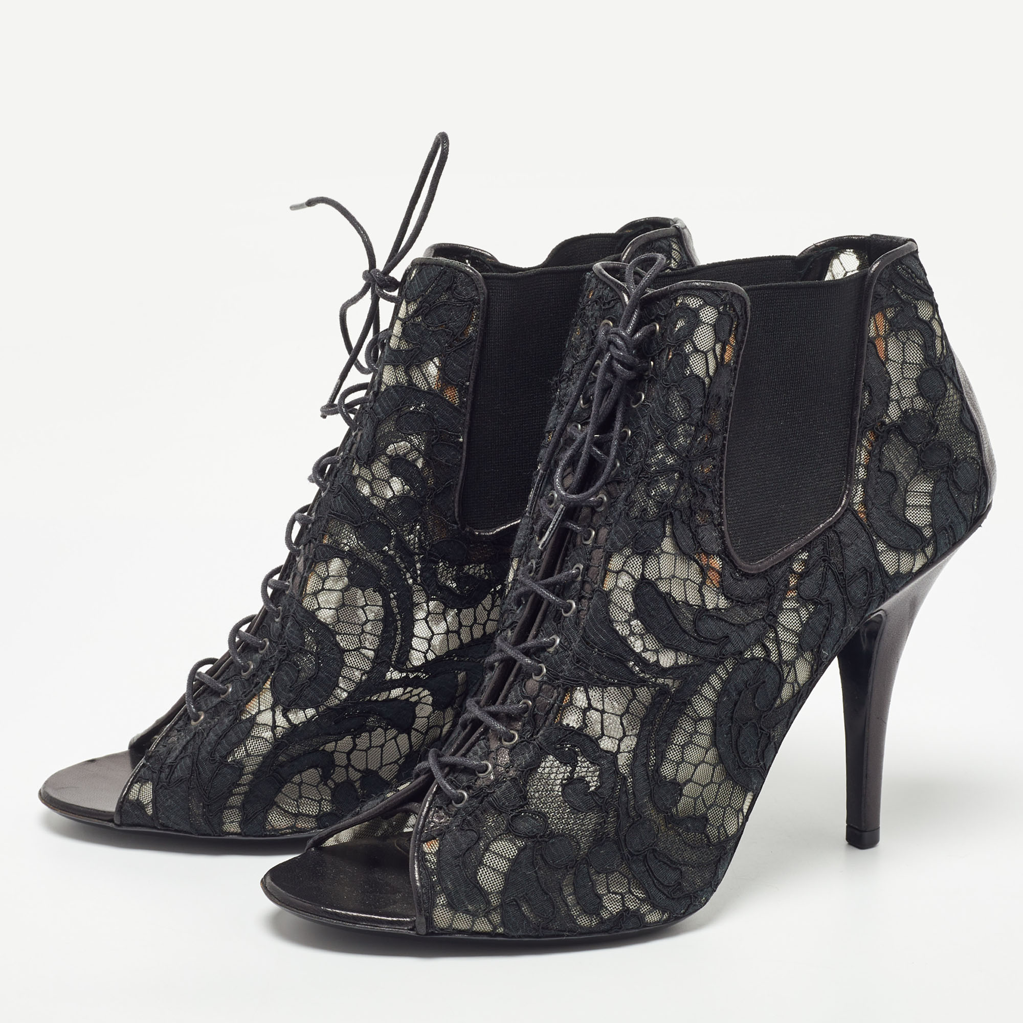 

Givenchy Black Lace Open Toe Lace Up Ankle Booties Size