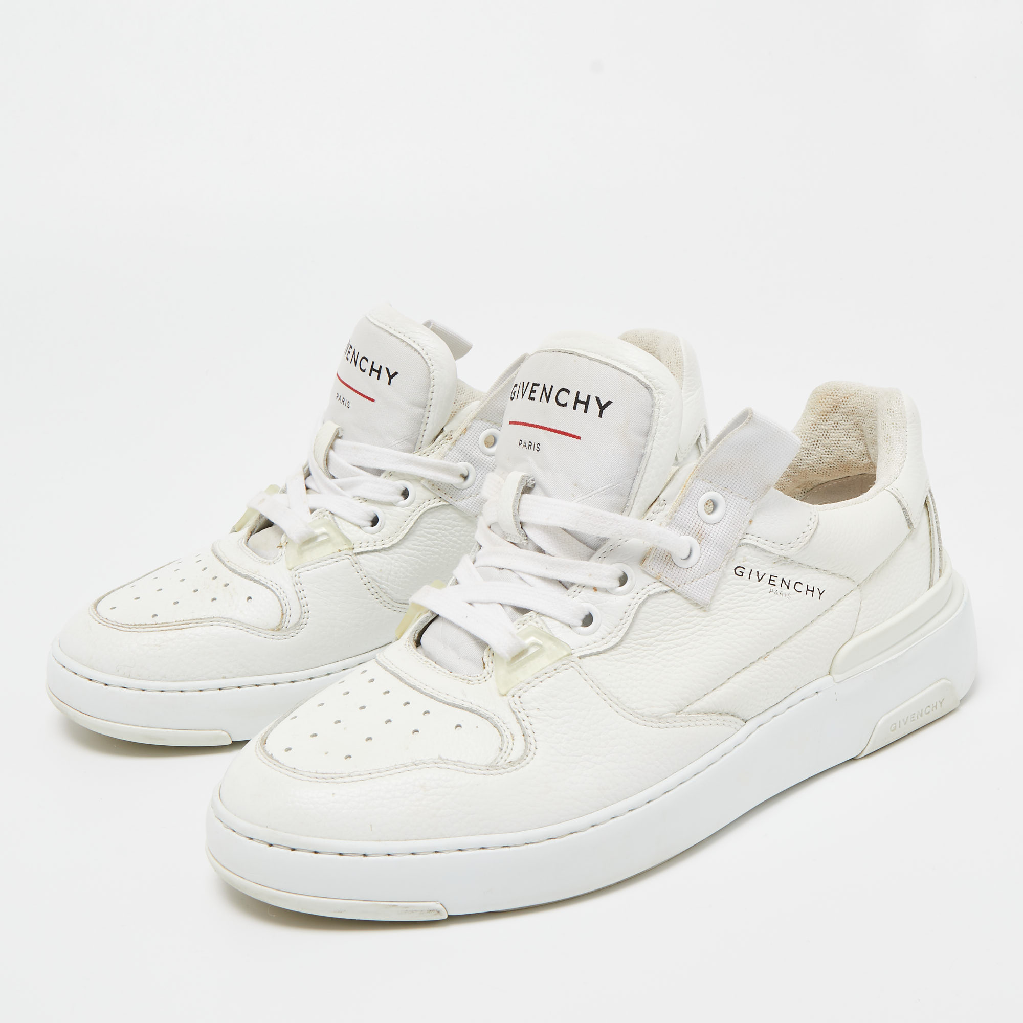 

Givenchy White Leather Low Top Sneakers Size