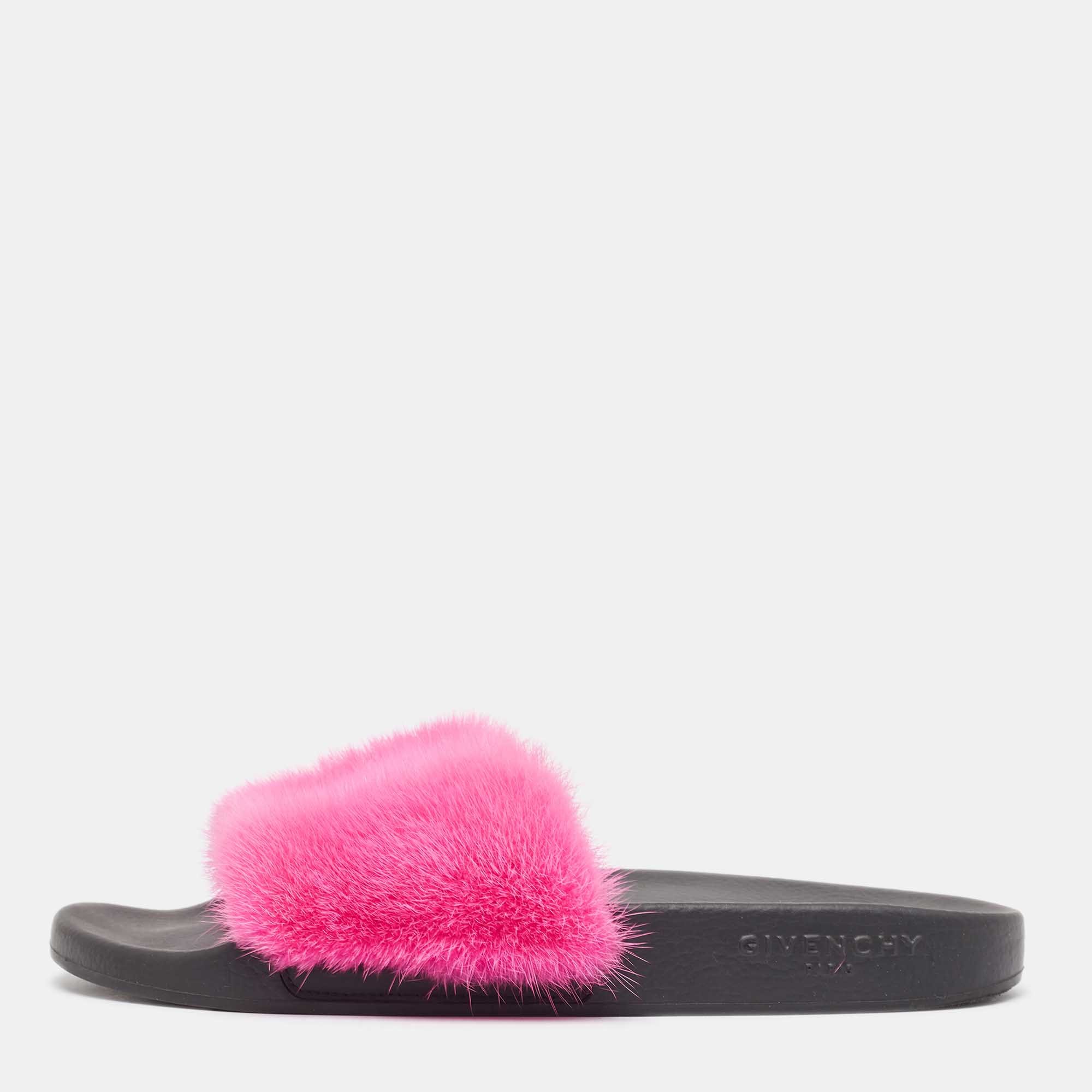 

Givenchy Pink Fur Flat Slides Size