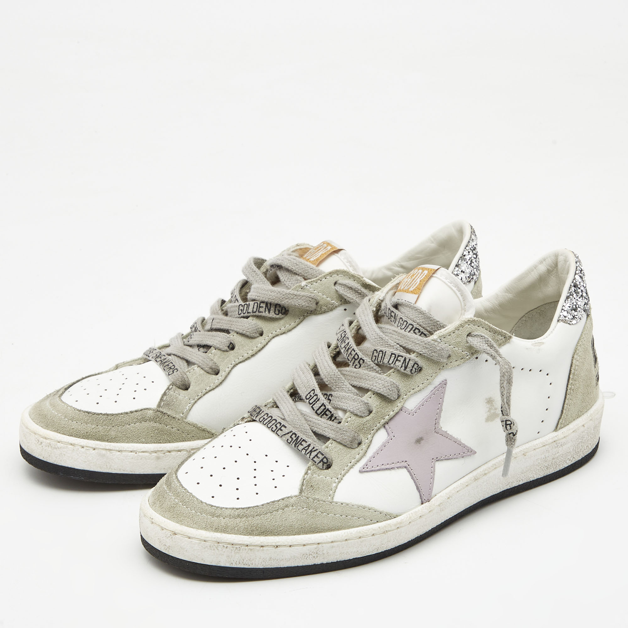 

Golden Goose White/Grey Leather and Suede Ballstar Low Top Sneakers Size