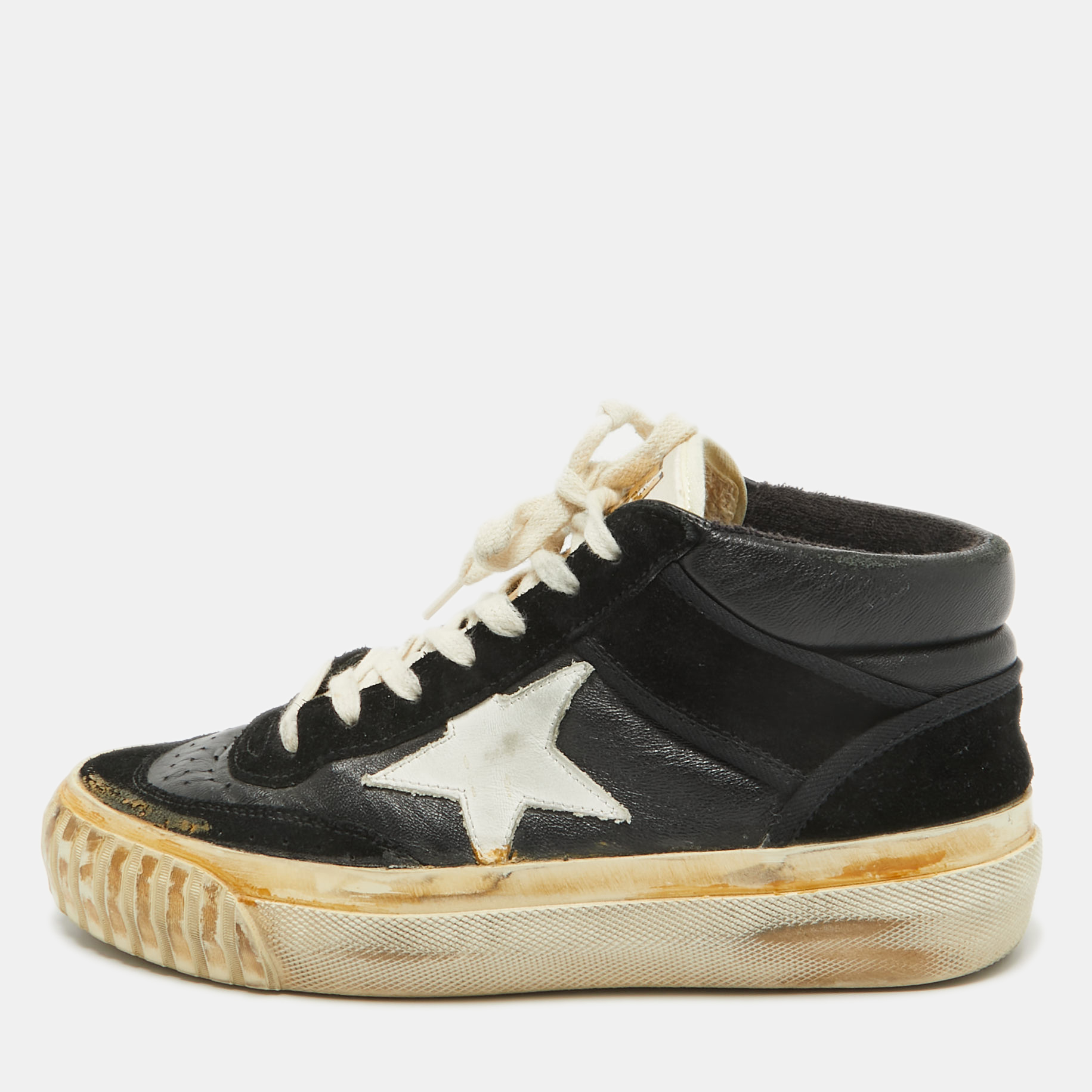 

Golden Goose Black/White Leather and Suede Mid Star Sneakers Size