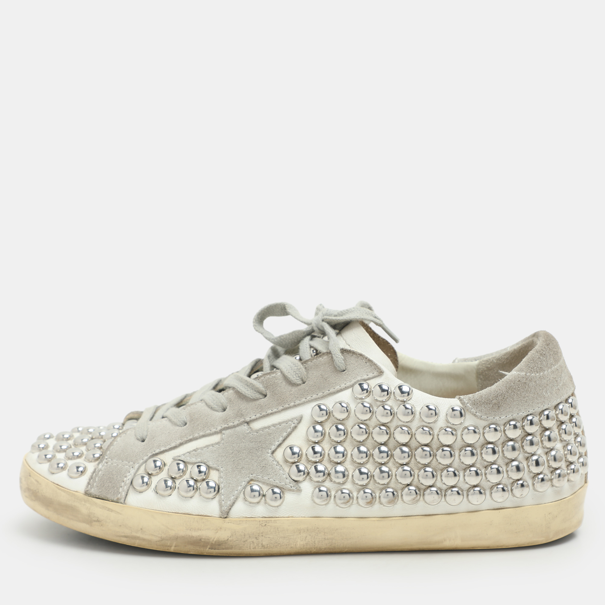 

Golden Goose White Leather Studded Superstar Low Top Sneakers Size