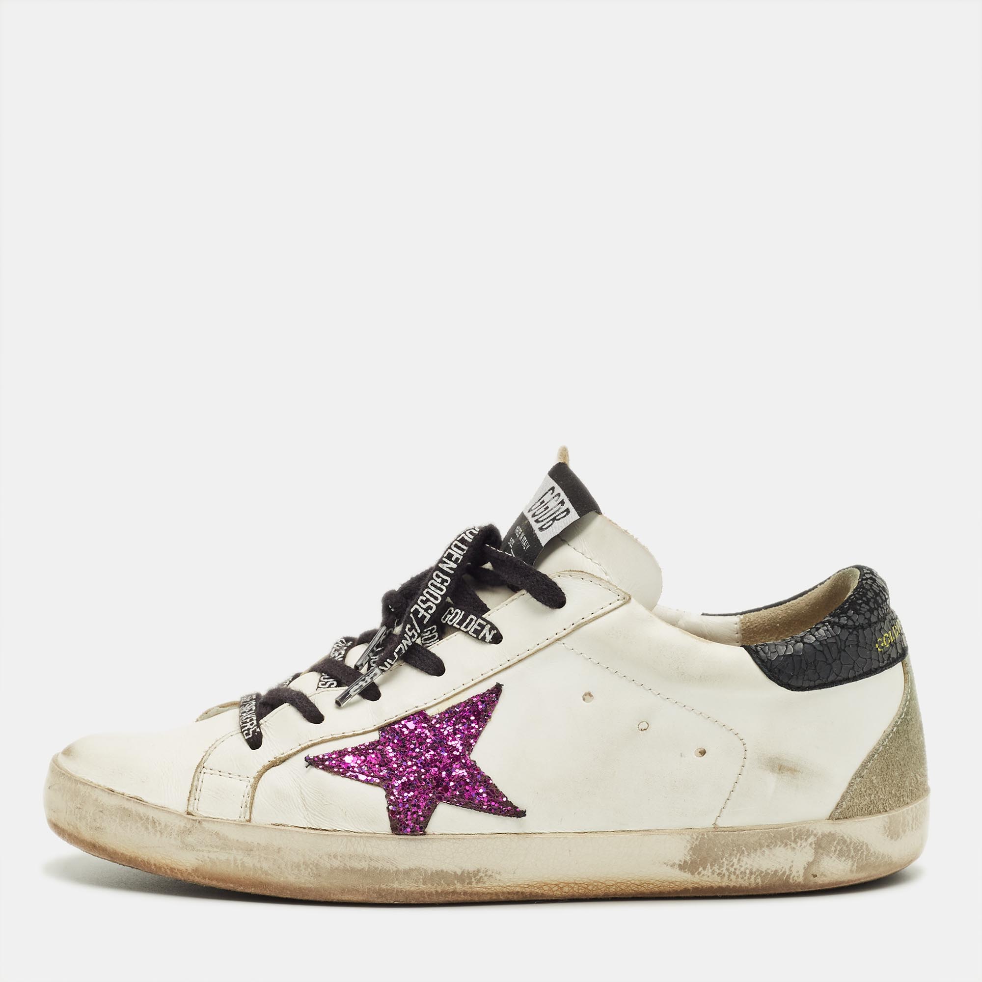 

Golden Goose White/Grey Leather and Suede Super Star Lace Up Sneakers Size