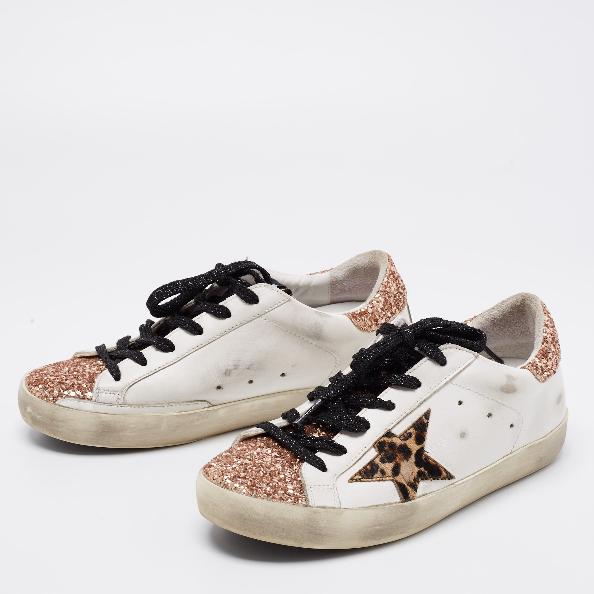 

Golden Goose White/Rose Gold Leather and Glitter Super Star Low-Top Sneakers Size