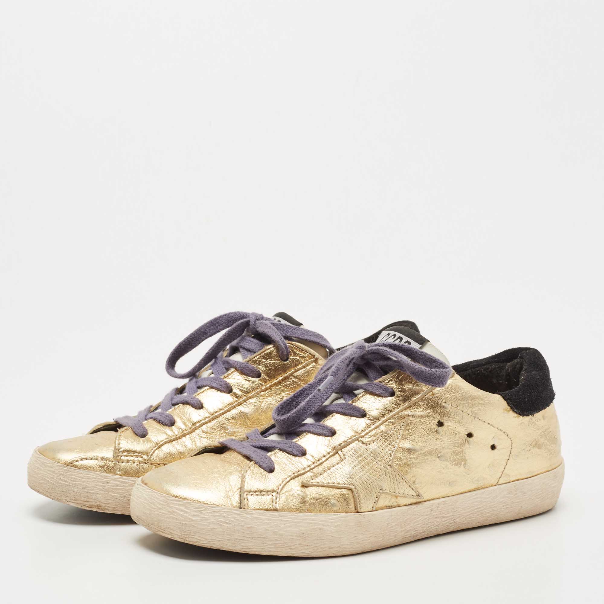 

Golden Goose Gold Ostrich Embossed Leather Super Star Sneakers Size