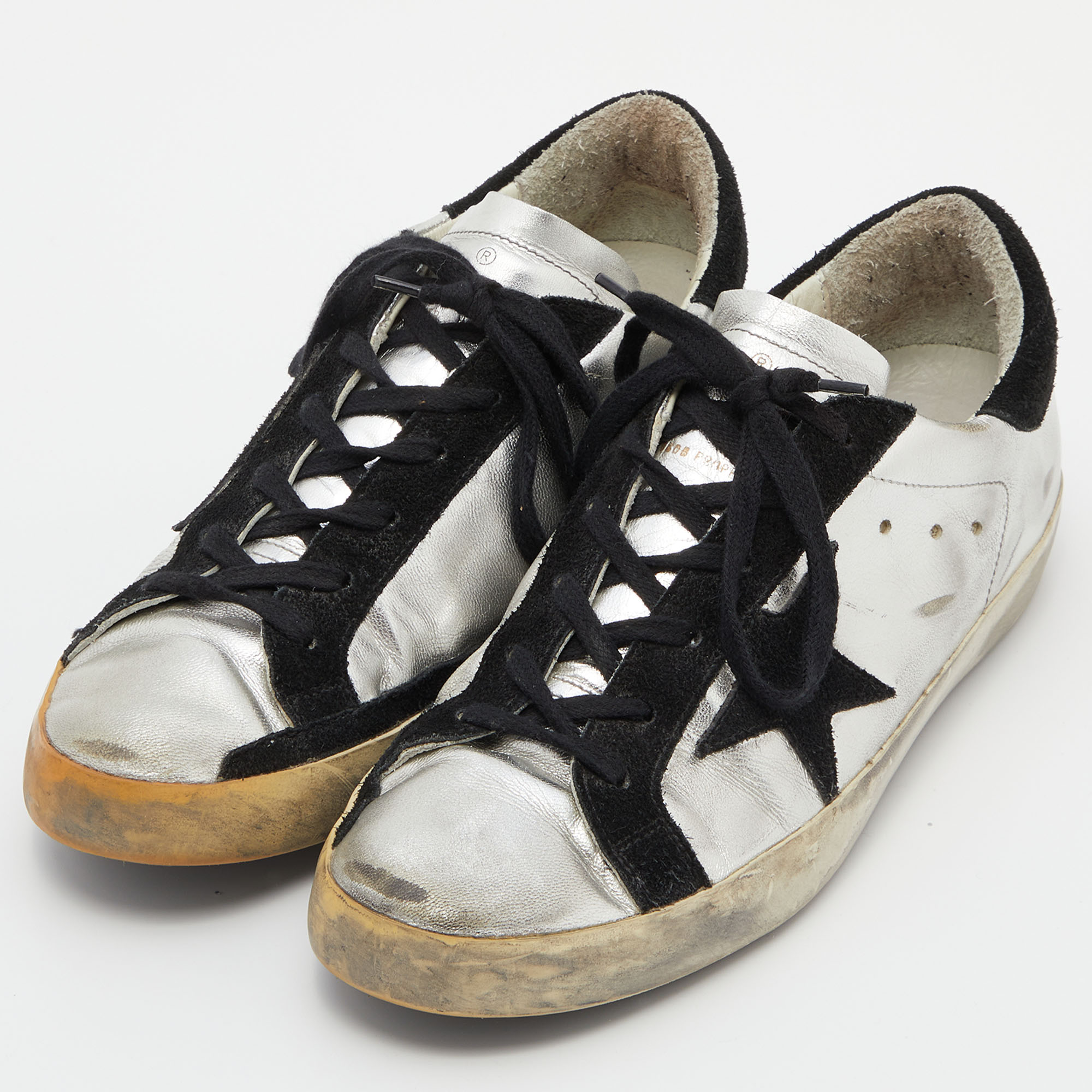 

Golden Goose Metallic/Black Leather and Suede Superstar Sneakers Size
