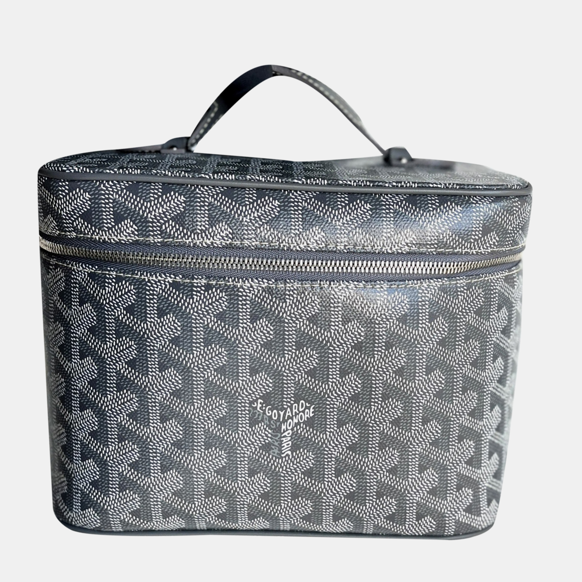 

Goyard Grey Cosmetic Pouch