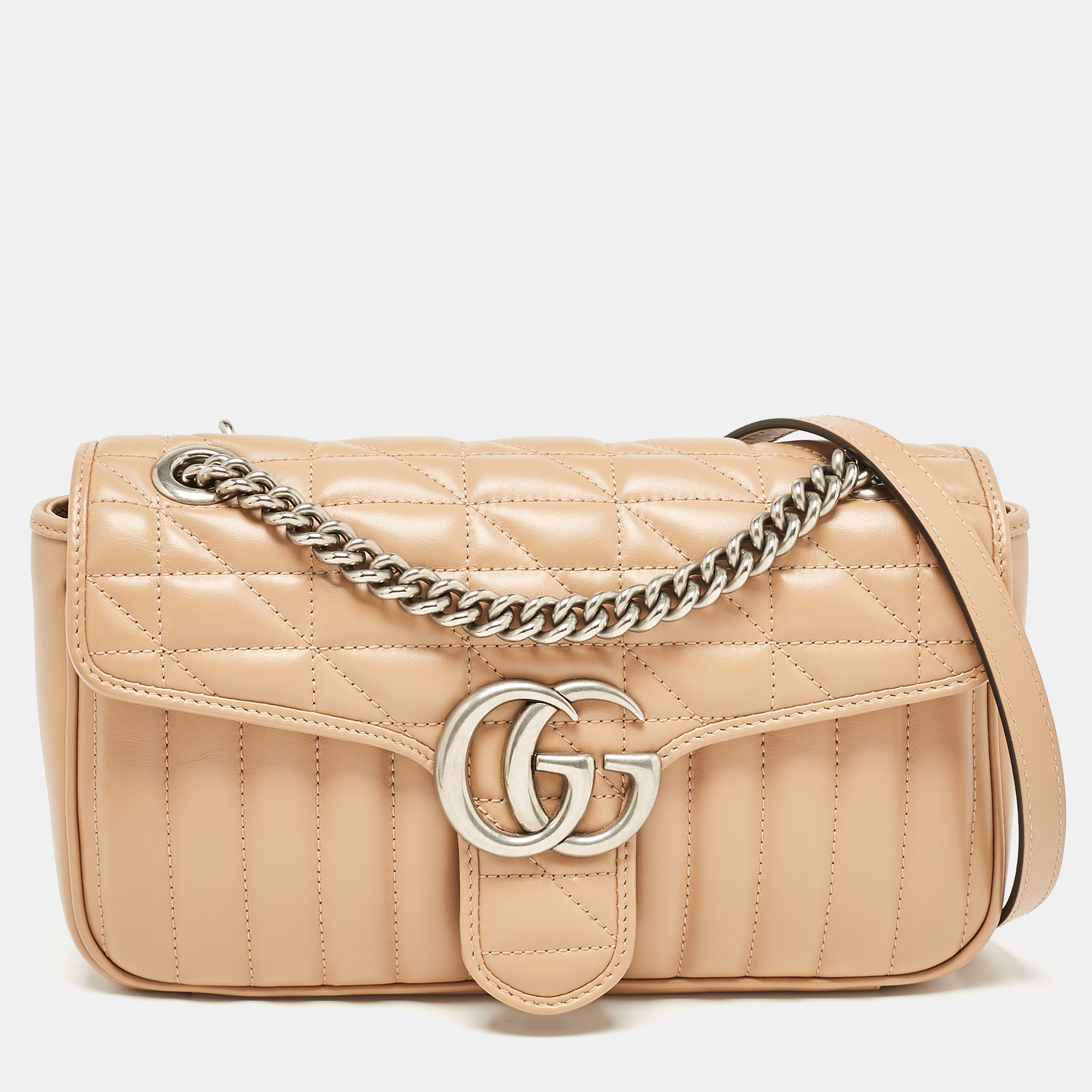 

Gucci Beige Matelassé Leather  GG Marmont Shoulder Bag