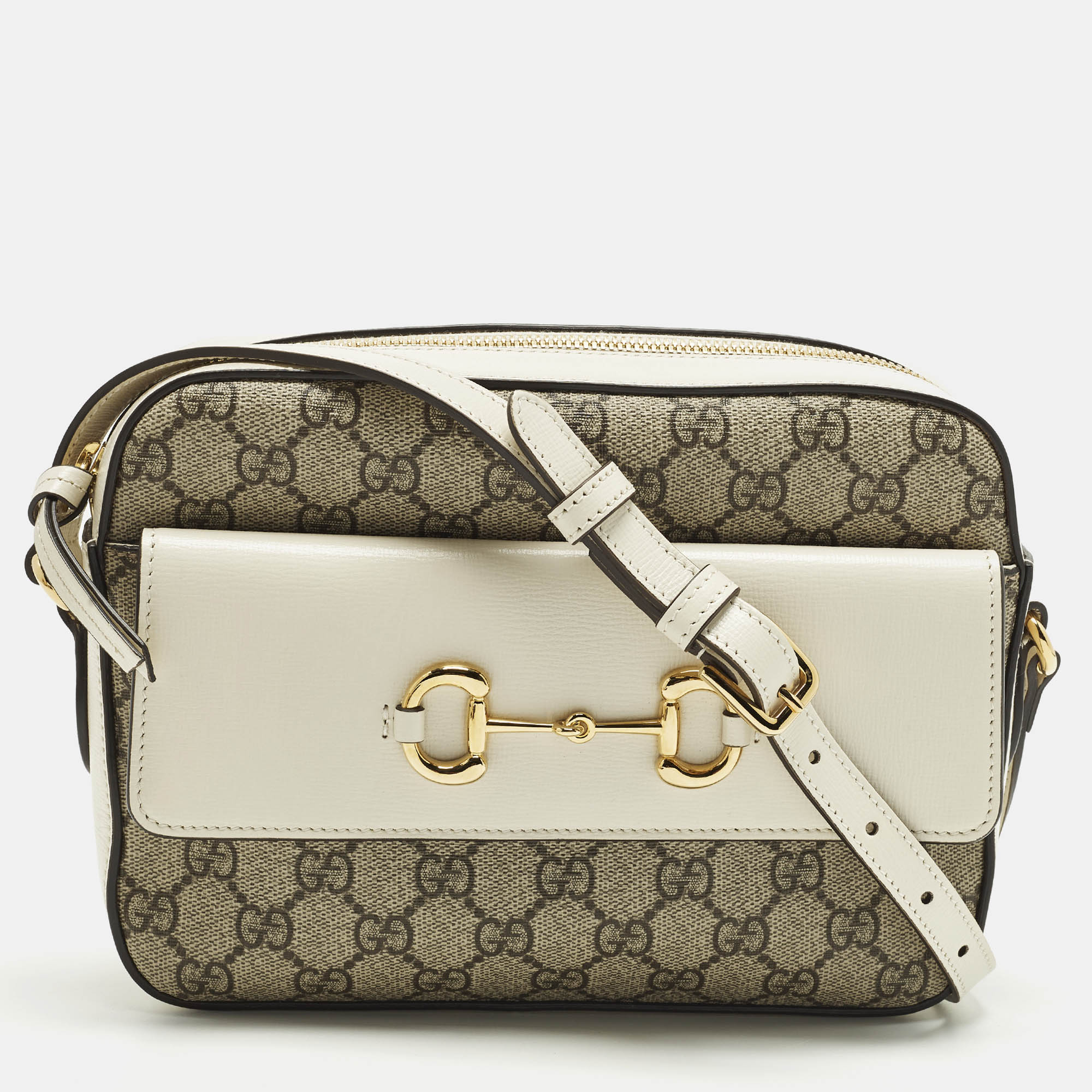 Click to view more detailed imagery on our partner's website Pre-owned Gucci Horsebit 1955 Small Beige/off White Gg Supreme Canvas And Leather Camera Bag In Sand