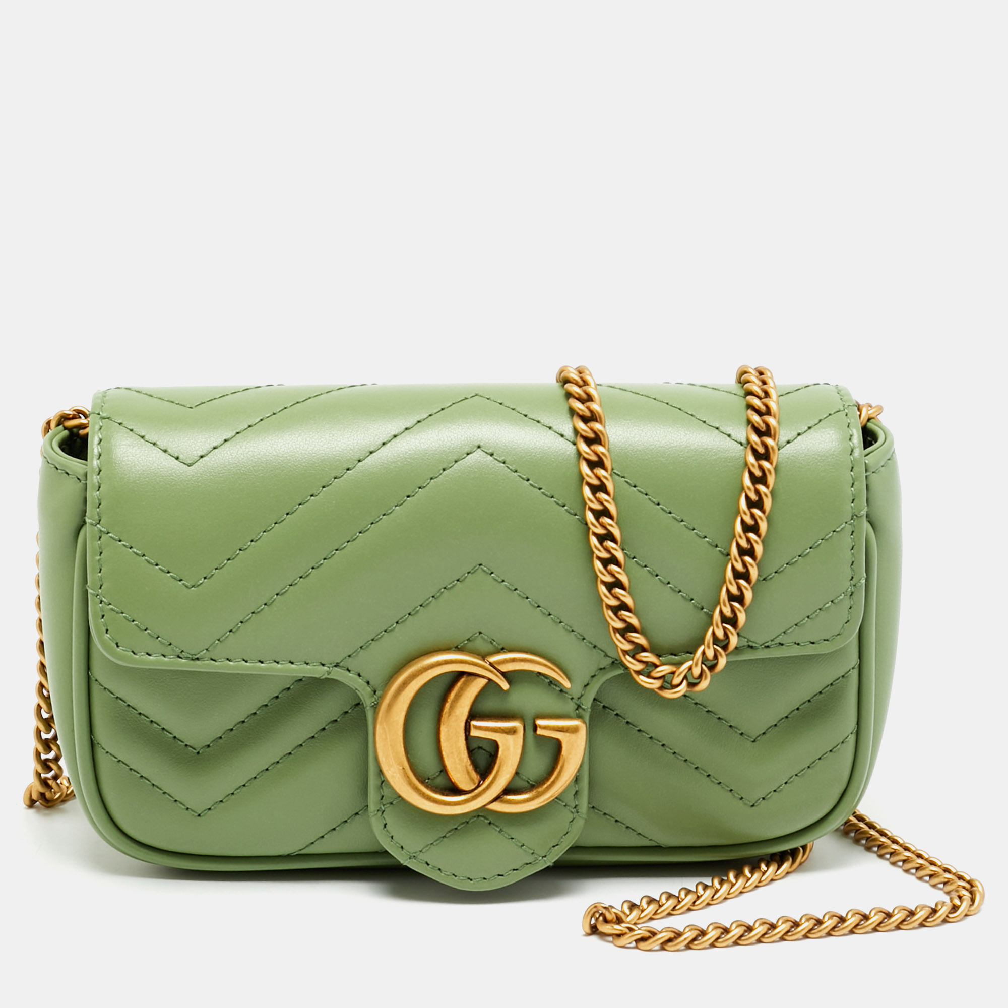 

Gucci GG Marmont Super Mini Green Matelassé Leather Shoulder Bag