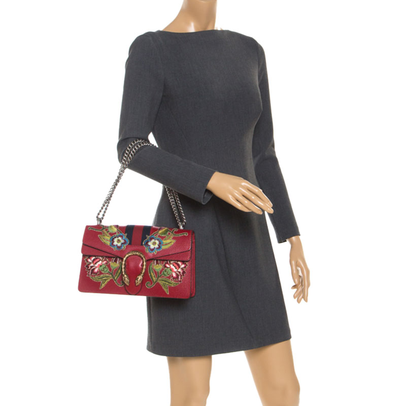 

Gucci Red Leather Floral Embroidered Dionysus Shoulder Bag