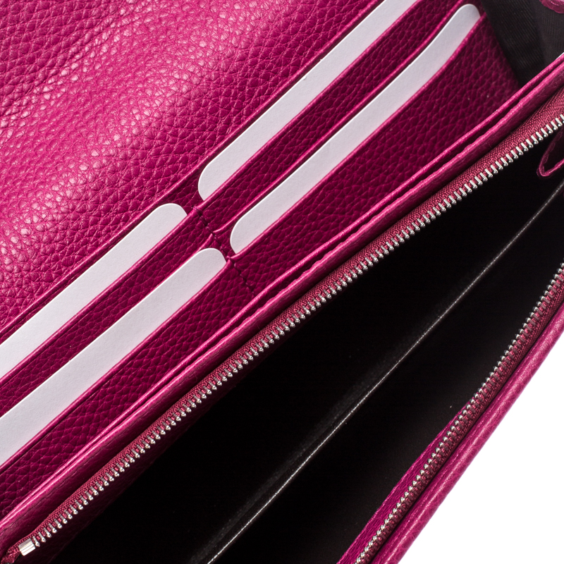 

Gucci Magenta Leather Horsebit Flap Continental Wallet, Pink