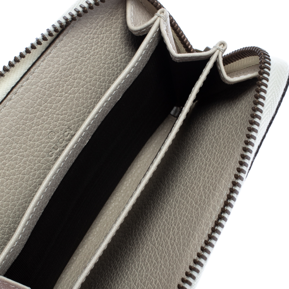 

Gucci Off White Printed Leather Zip Around Wallet