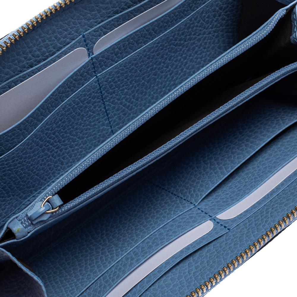 

Gucci Blue Leather Interlocking G Zip Around Wallet