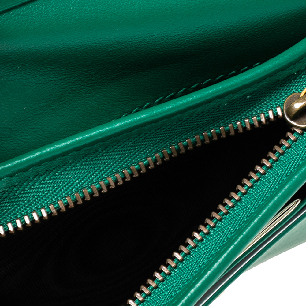 

Gucci Green Matelassé Leather GG Marmont Card Case