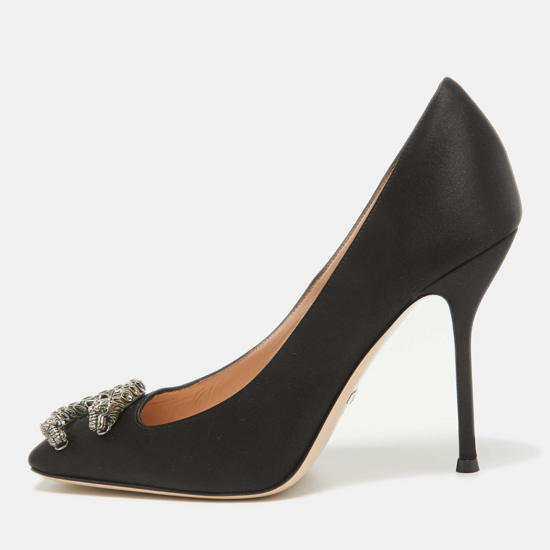 

Gucci Black Satin Dionysus Pumps Size